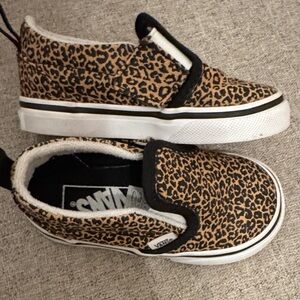 Vans toddler Leopard Slip-On Sneakers